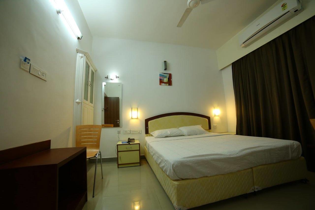 Hotel Captain Fisher Kochi Exterior photo
