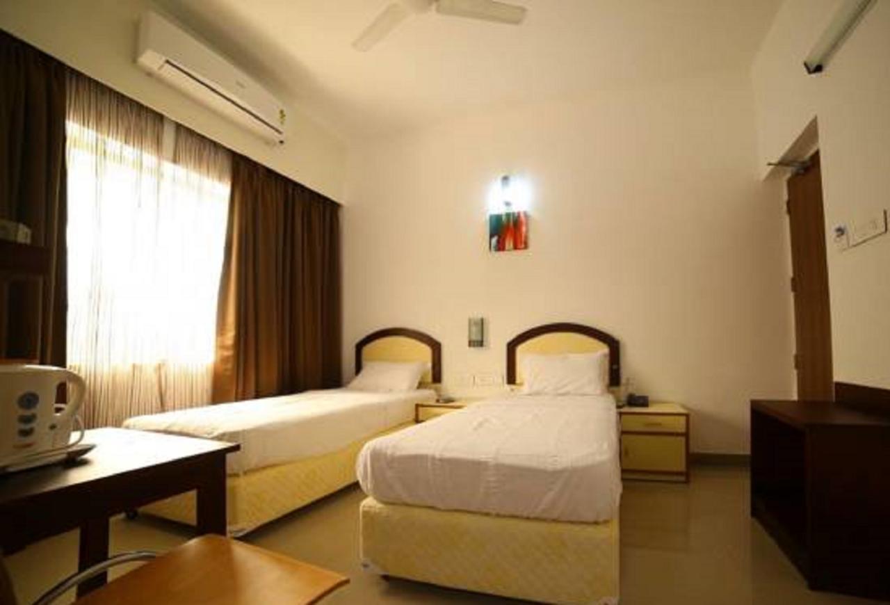 Hotel Captain Fisher Kochi Exterior photo